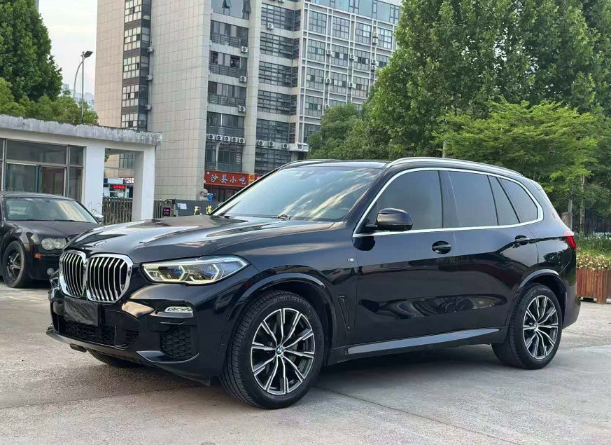 宝马X5验车注意什么？2026豪车验车机构怎么选？附热门验车平台推荐缩略图